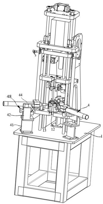 Automatic welding device for steel structure shell