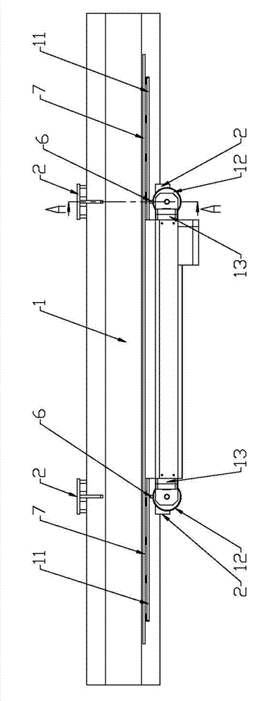 Device for detecting scratch and out-of-roundness of wheel thread on line