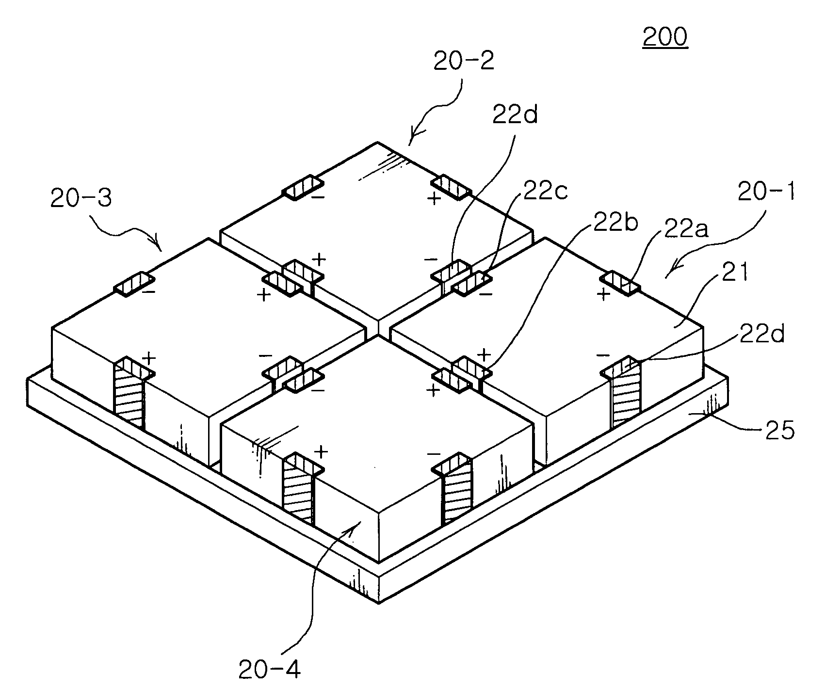 Integrated multilayer chip capacitor module and integrated circuit apparatus having the same