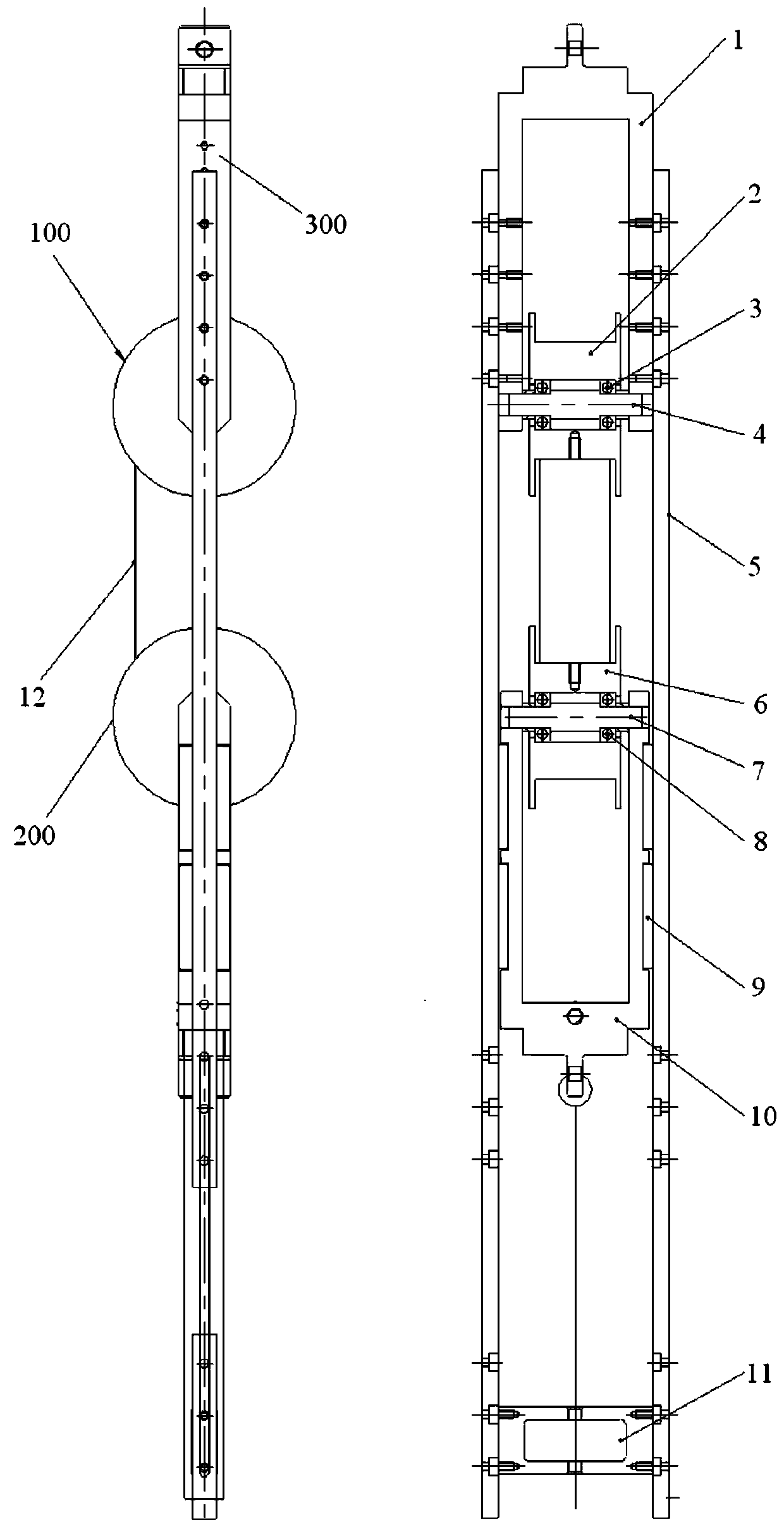 A two-dimensional deployment zero-gravity simulation device and method based on a constant force spring