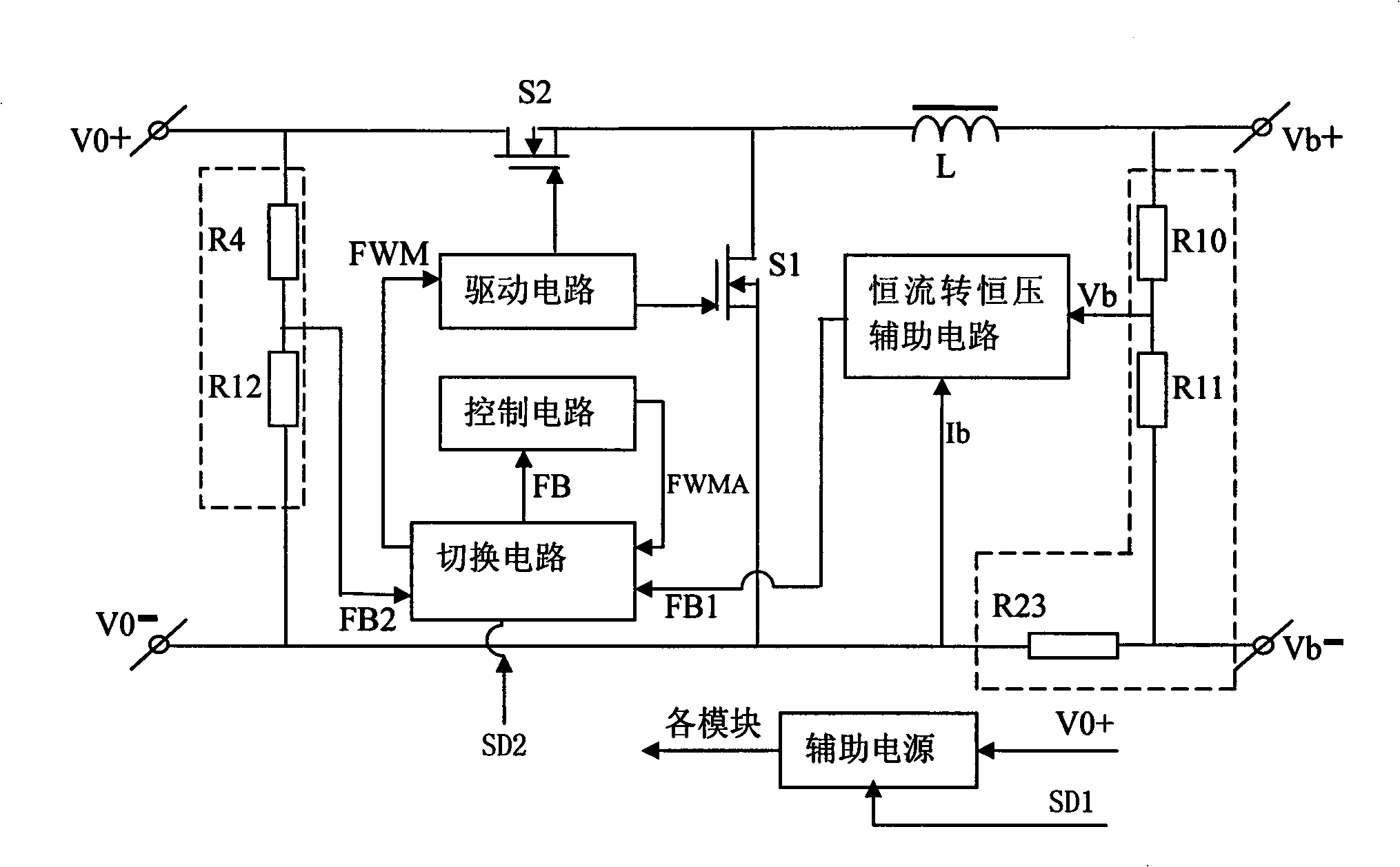 Transformation controller for charging and discharging lithium ion accumulator as well as transformation control method thereof