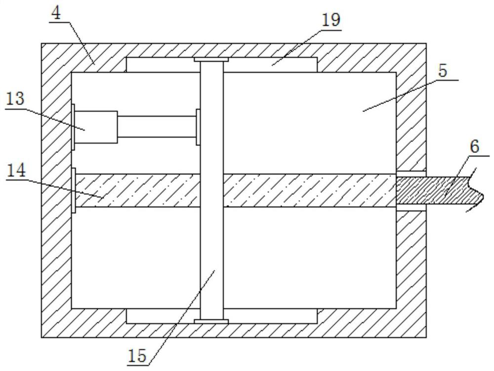 Deslagging structure and deslagging method for water seal tank of rotary hearth furnace