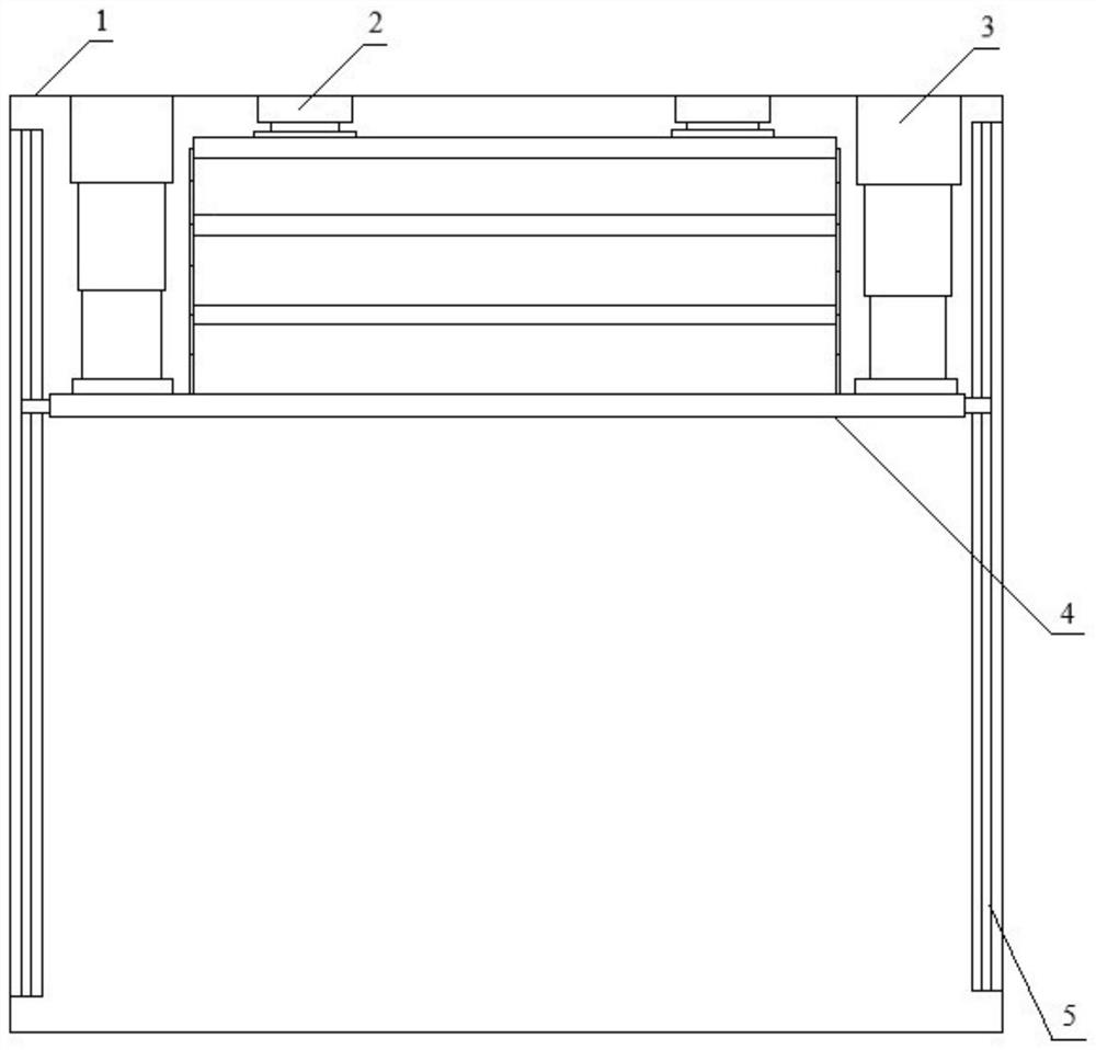 A cargo elevator and its loading and unloading method