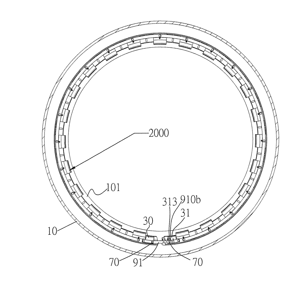 Tire with puncture-proof spare tire structure