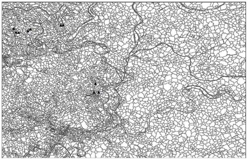 A method for extracting salient surface specific targets in remote sensing images