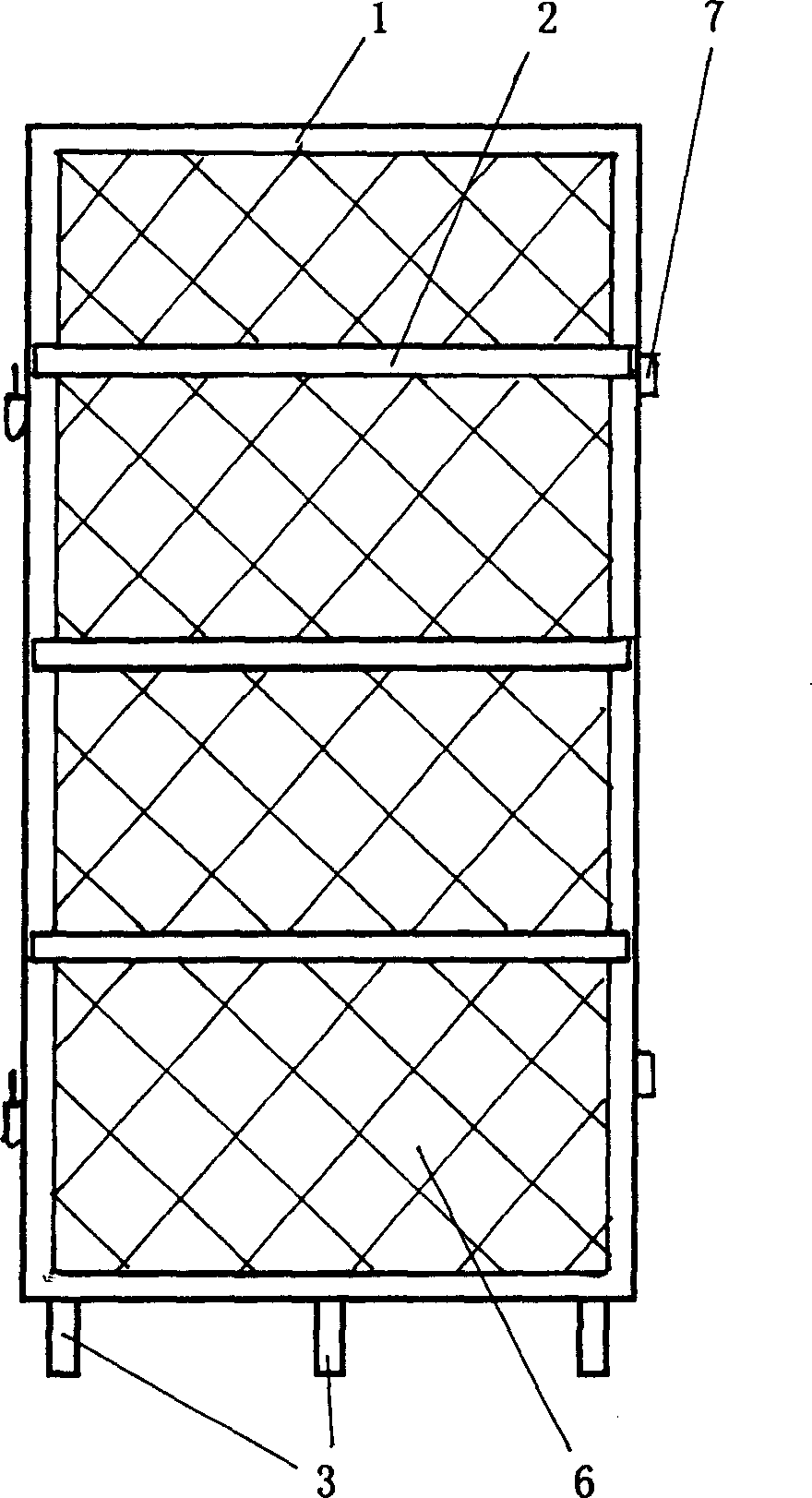 Multifunctional grid for blocking dirt