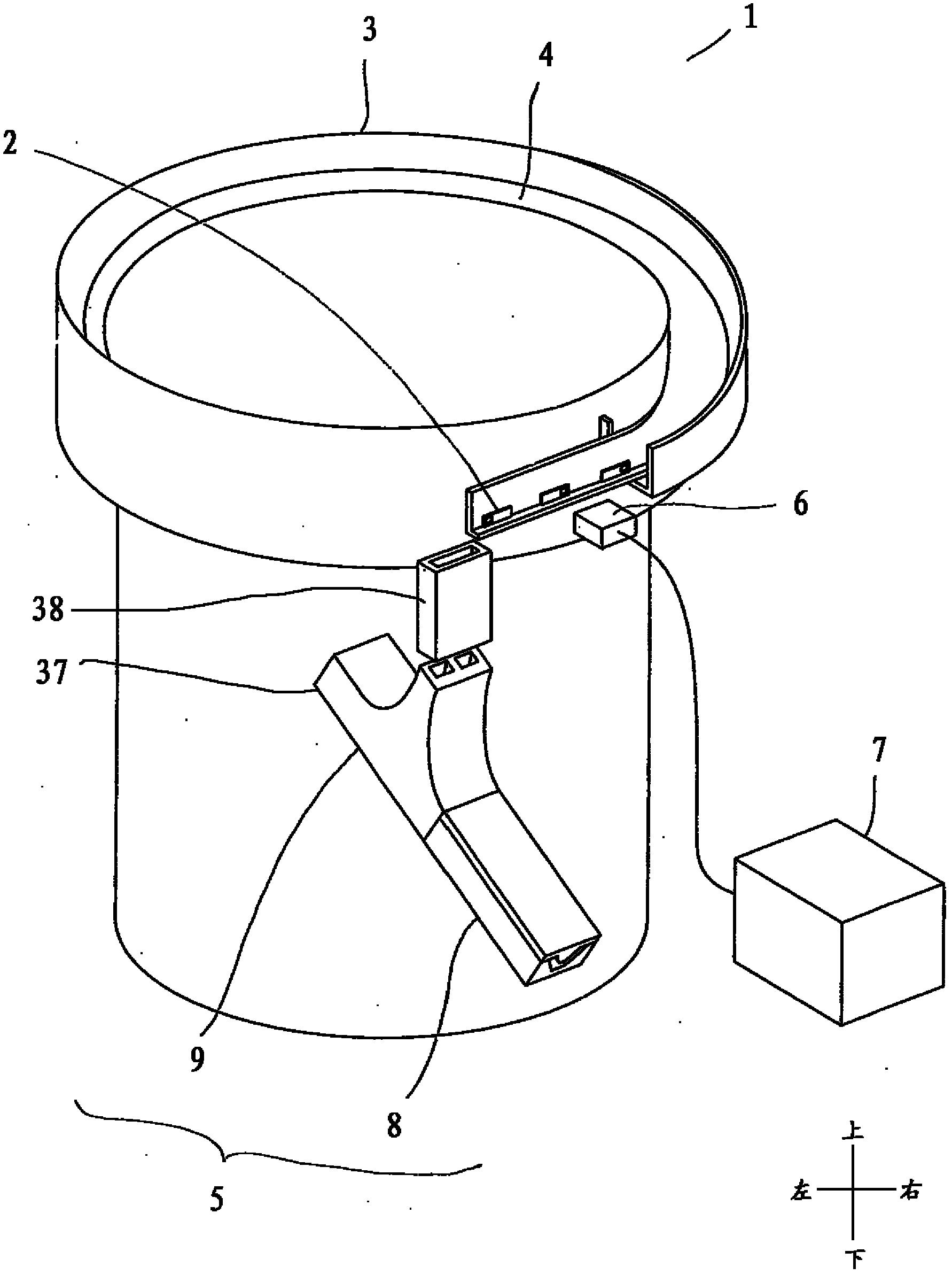 Pull tab turnover device and pull tab feed device