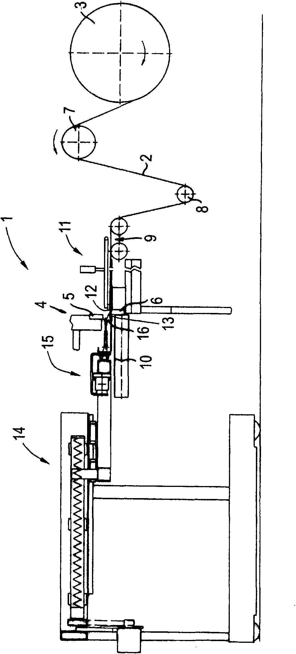 Cutting device for cutting a thin and adhesive belt, in particular a cord belt