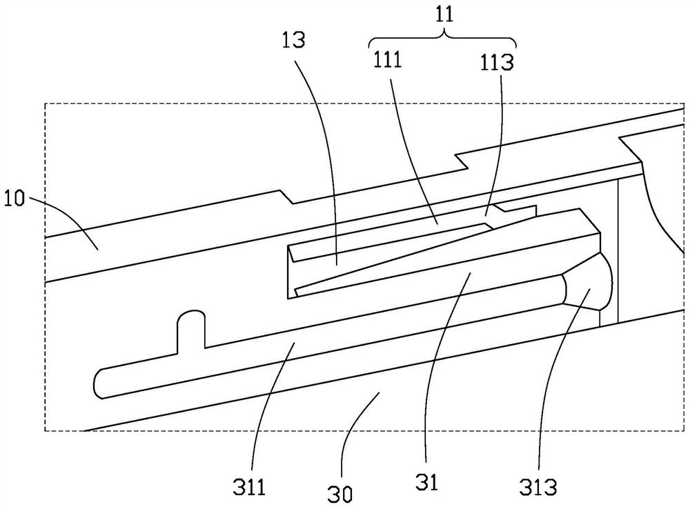 Side cover clamping structure and case