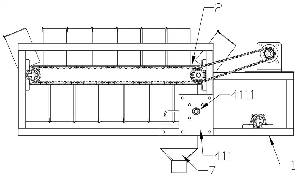 Chain grate type automatic seed feeding device of large-grain size plot seeder