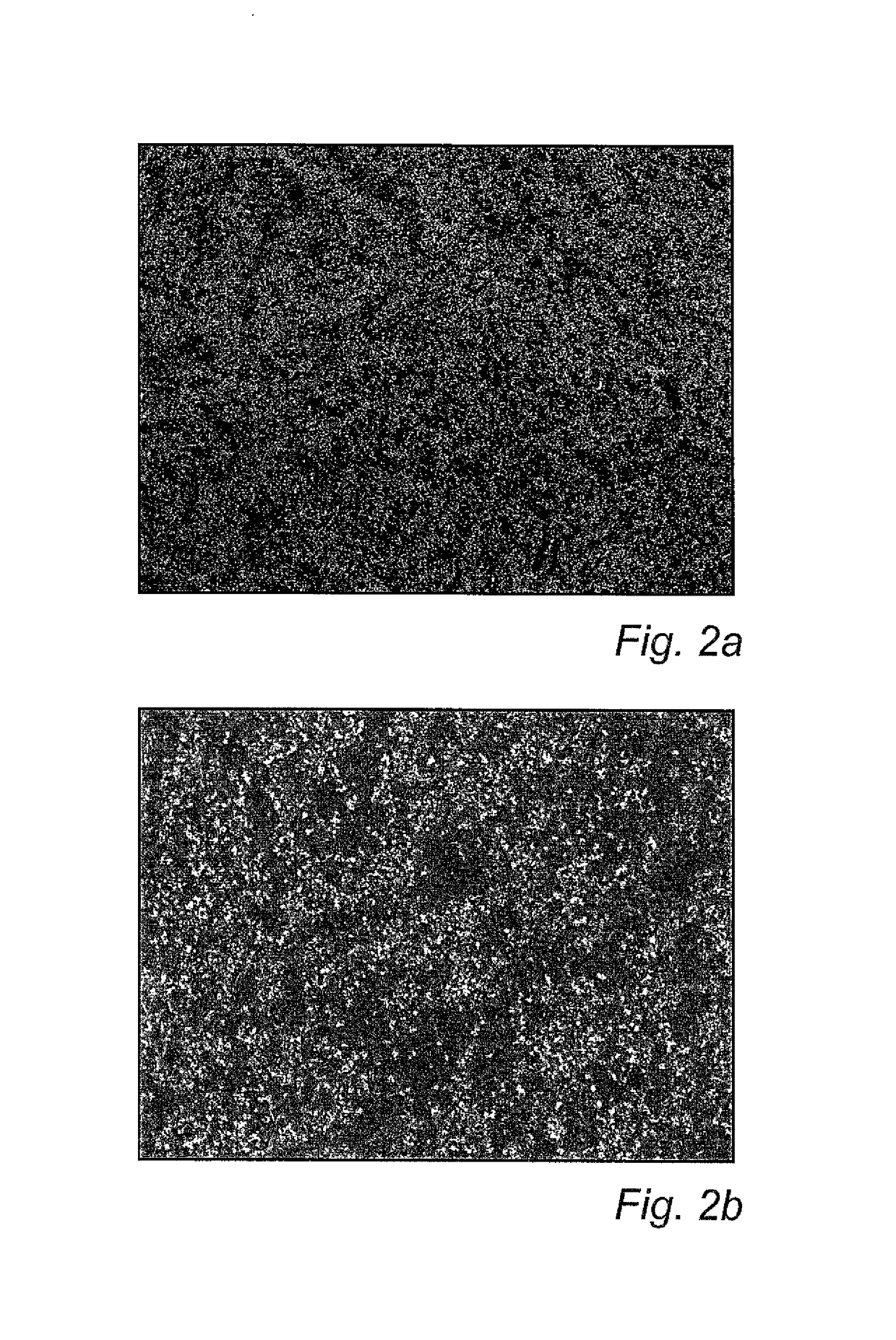 Medical device having a surface comprising nanoparticles