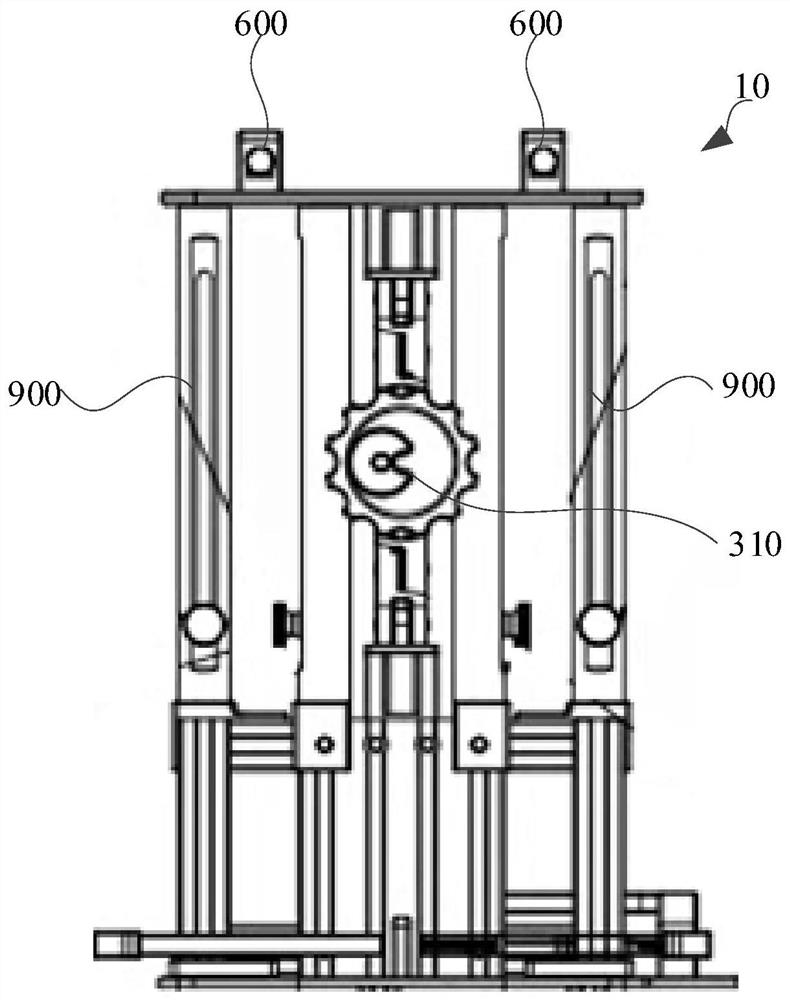 Aircraft and cabinet mounting platform thereof