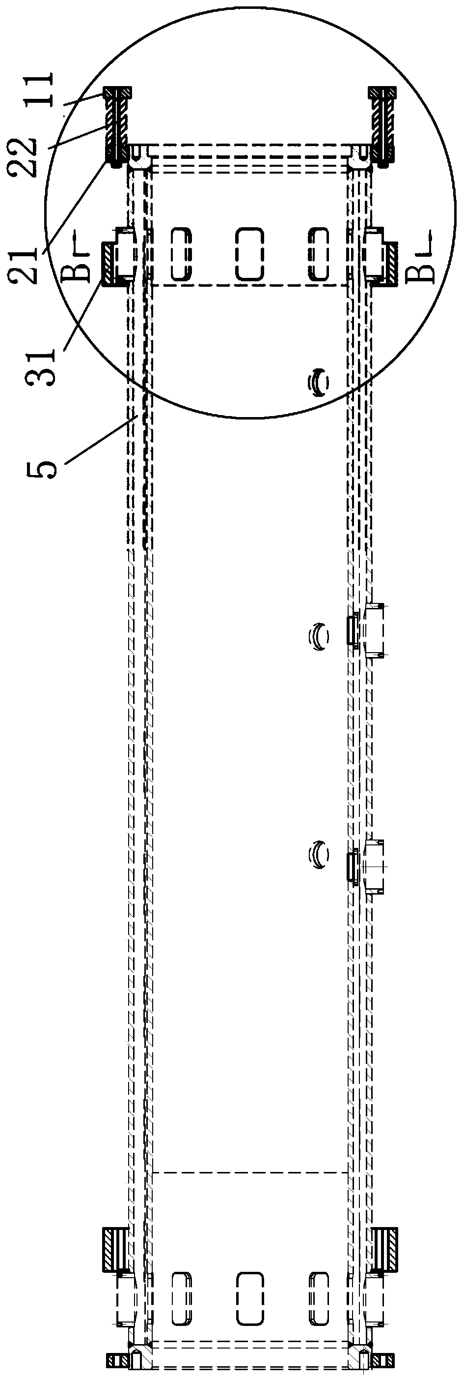 Large thin-wall double-layer cylinder deep hole machining device and machining method thereof