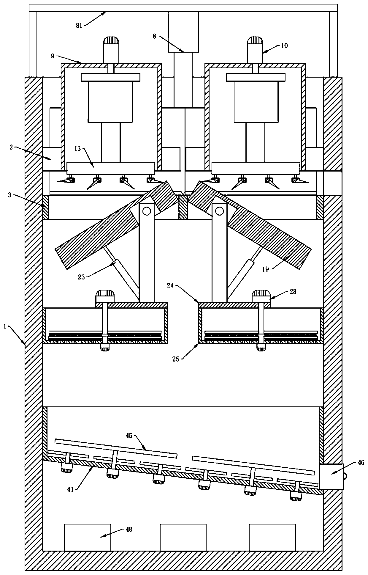 Rotary-type meat stuffing mashing device with uniform pickling function