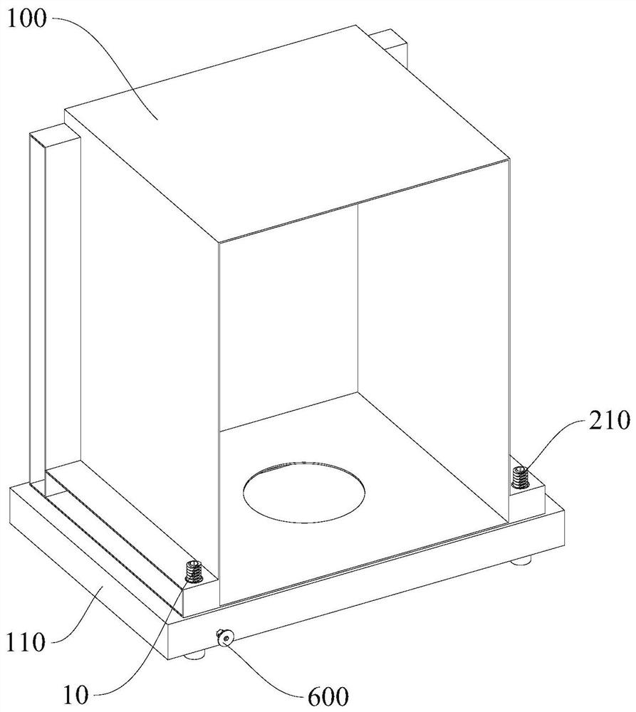 Height adjusting device and dish washing machine