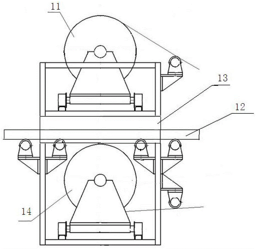 Corrugated steel plate coating device and coating method thereof