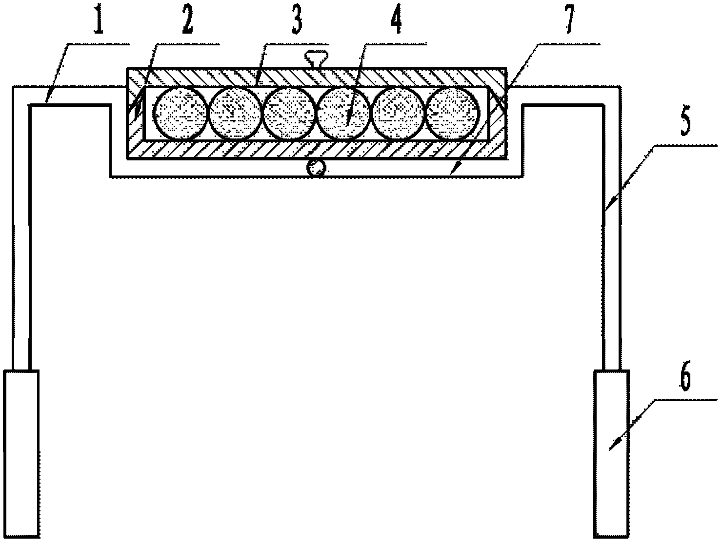 Heat insulating device