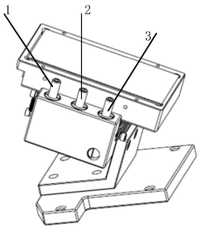 An echelle grating attitude adjustment method and calibration device for a spectrometer