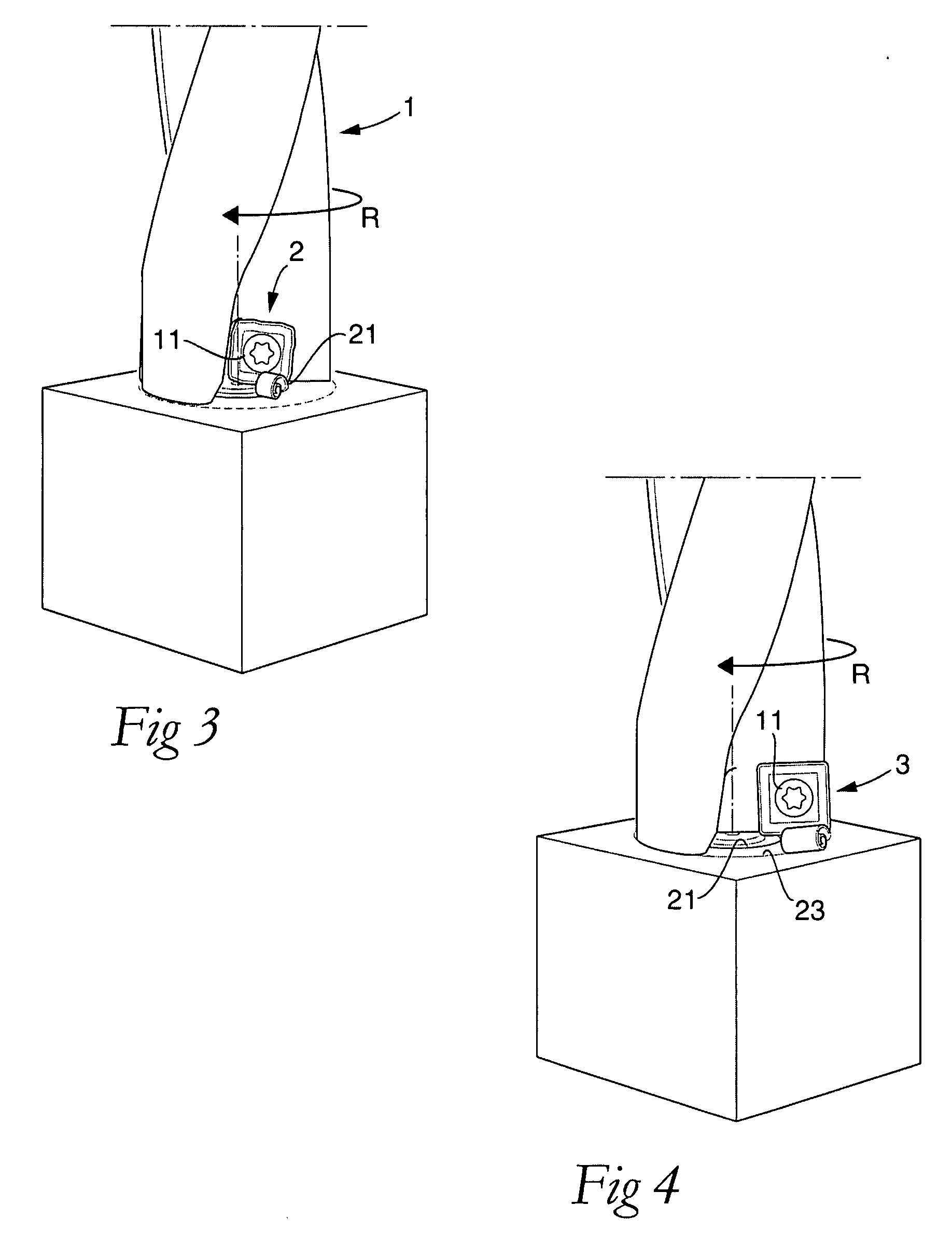 Tool for chip removing machining and a cutting insert therefor