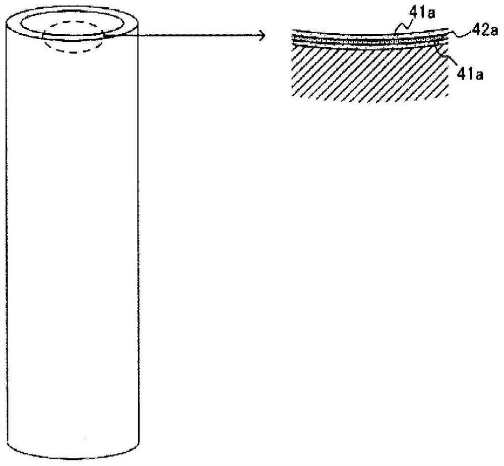 Heat-shrinkable plastic member, composite preform, and composite container