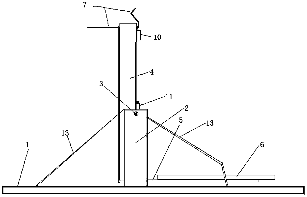 Large barrel forklift overturning device and working method thereof