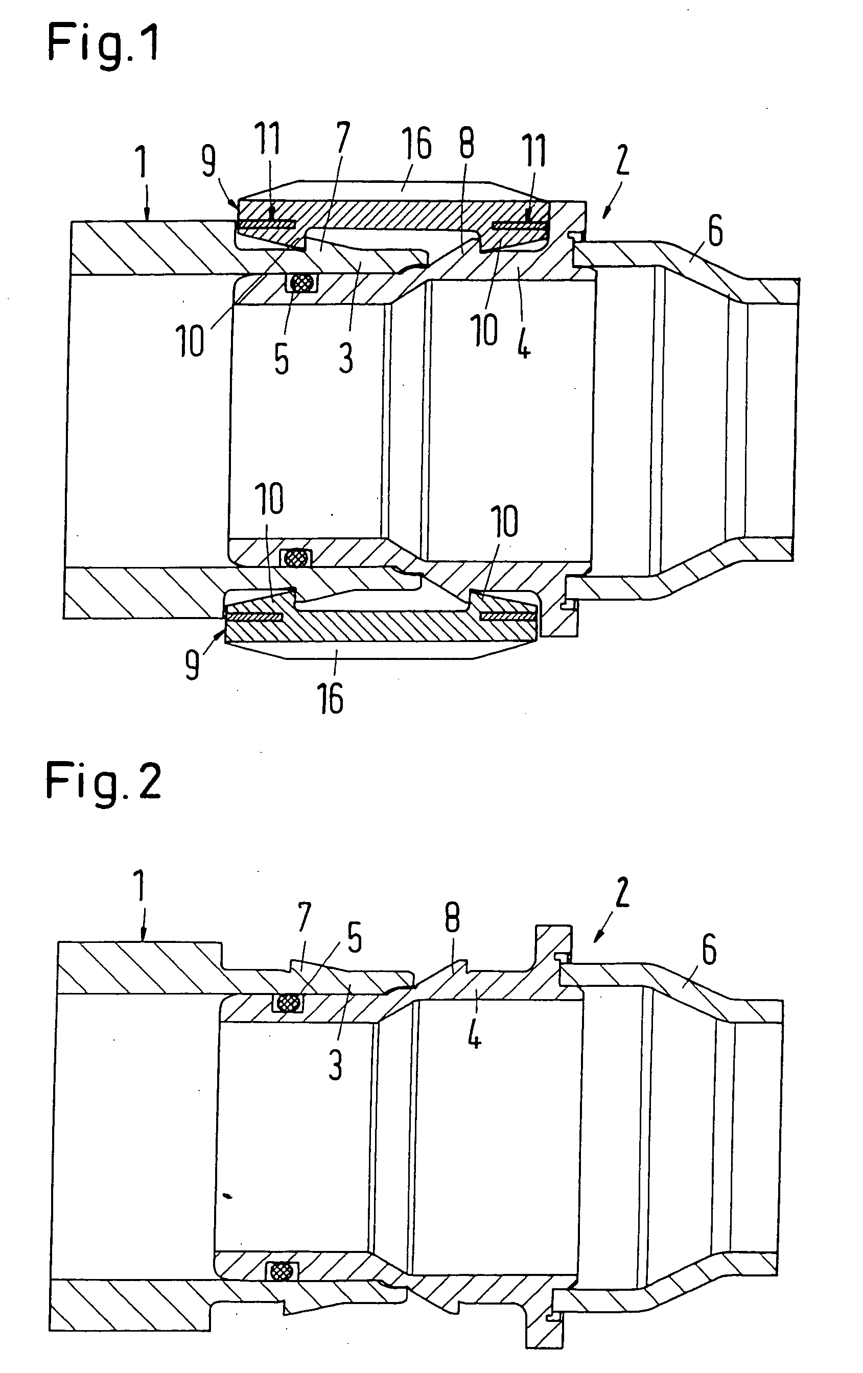 Coupling for joining two pipes