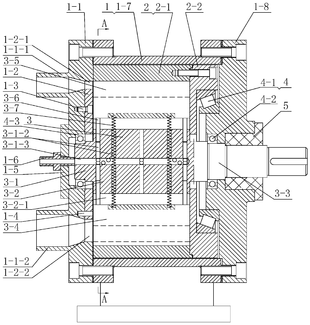 Sliding vane expander comprising cylinder rotated with rotor