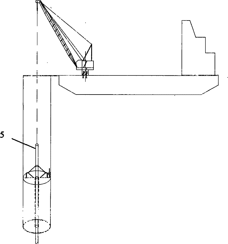 Center-through cylindrical foundation and its installation process