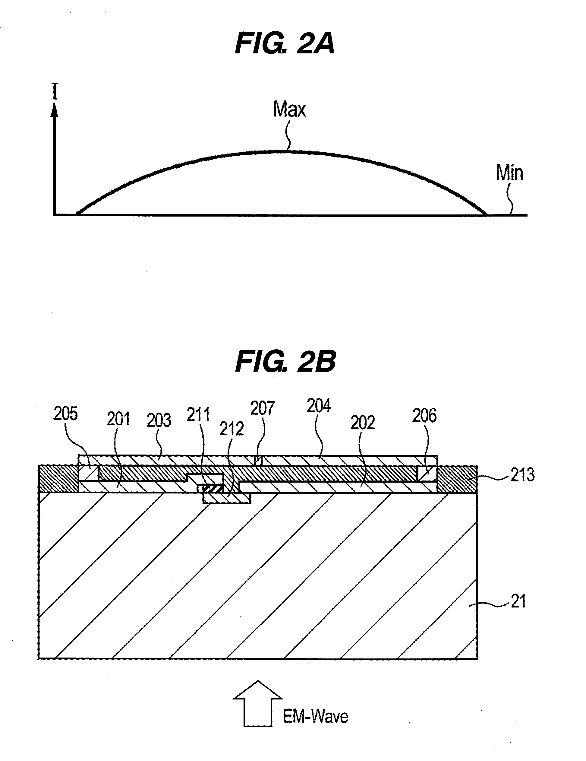 Detection element for detecting an electromagnetic wave