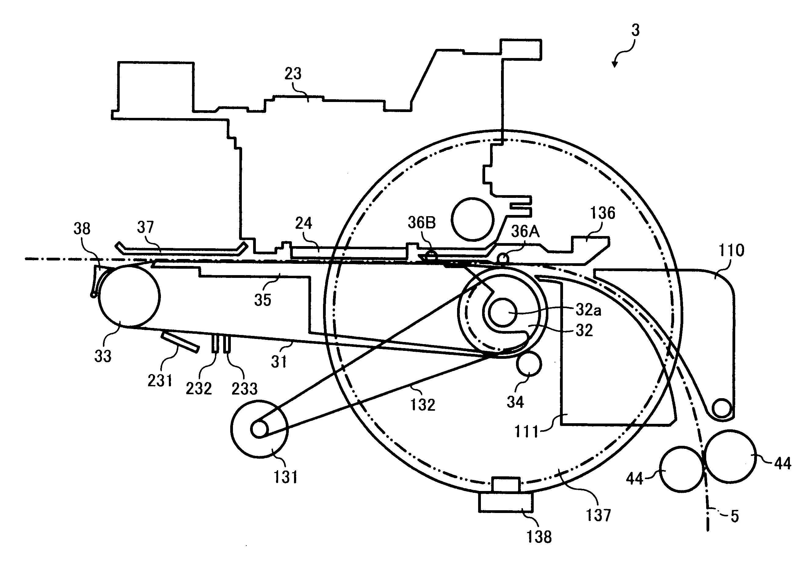 Image forming apparatus including an electrostatic conveyance apparatus capable of stably conveying a recording medium