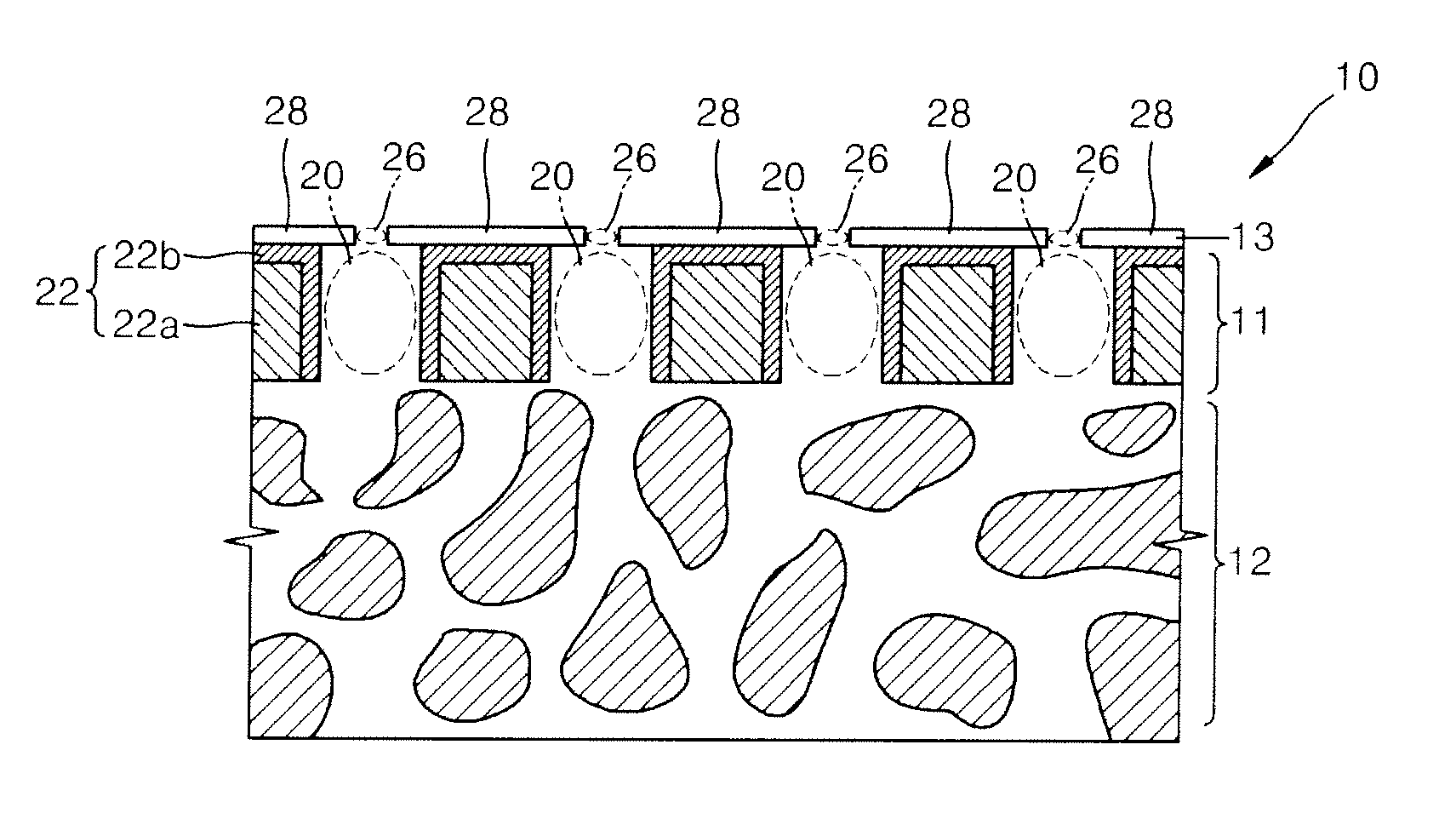 Nanoporous membrane, process of fabricating the same and device for controlled release of biopharmaceuticals comprising the same