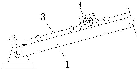 Quick leveling device for travelling type scaffold construction outer paint at building construction site