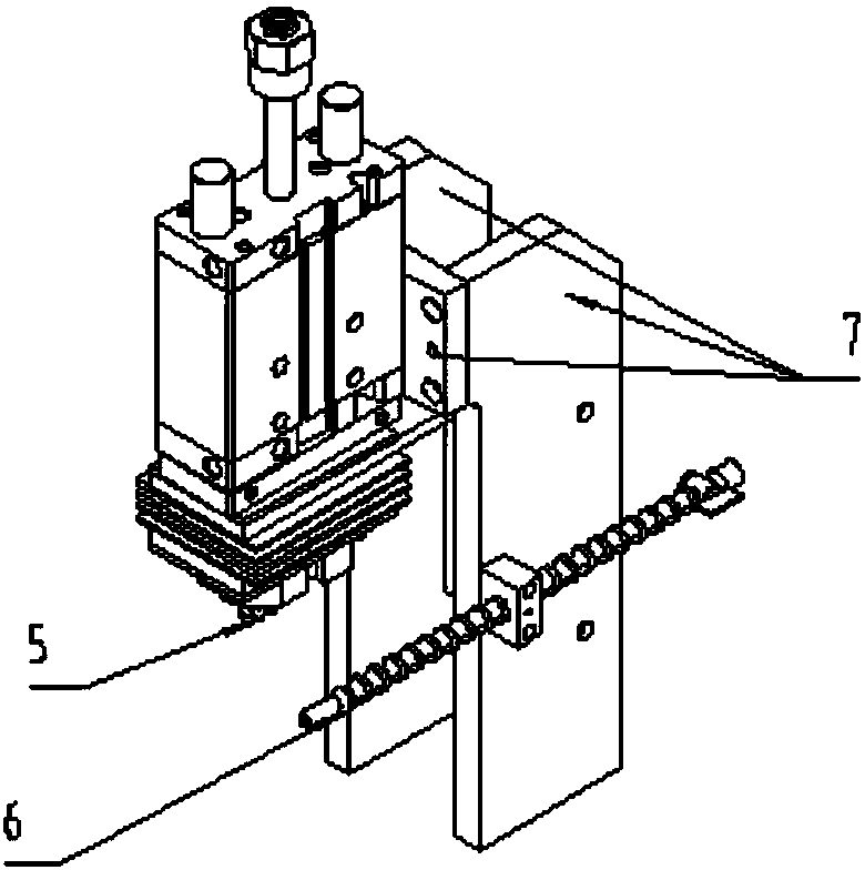 Fusing mechanism of full automatic fuse machine