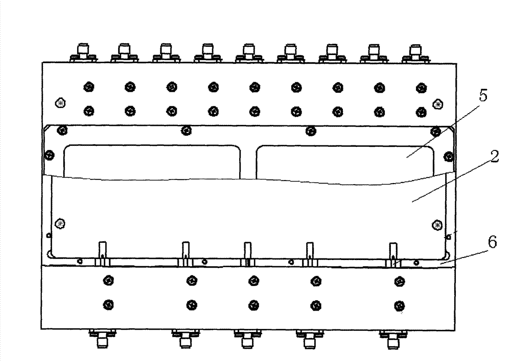 Double beam integrated feed network