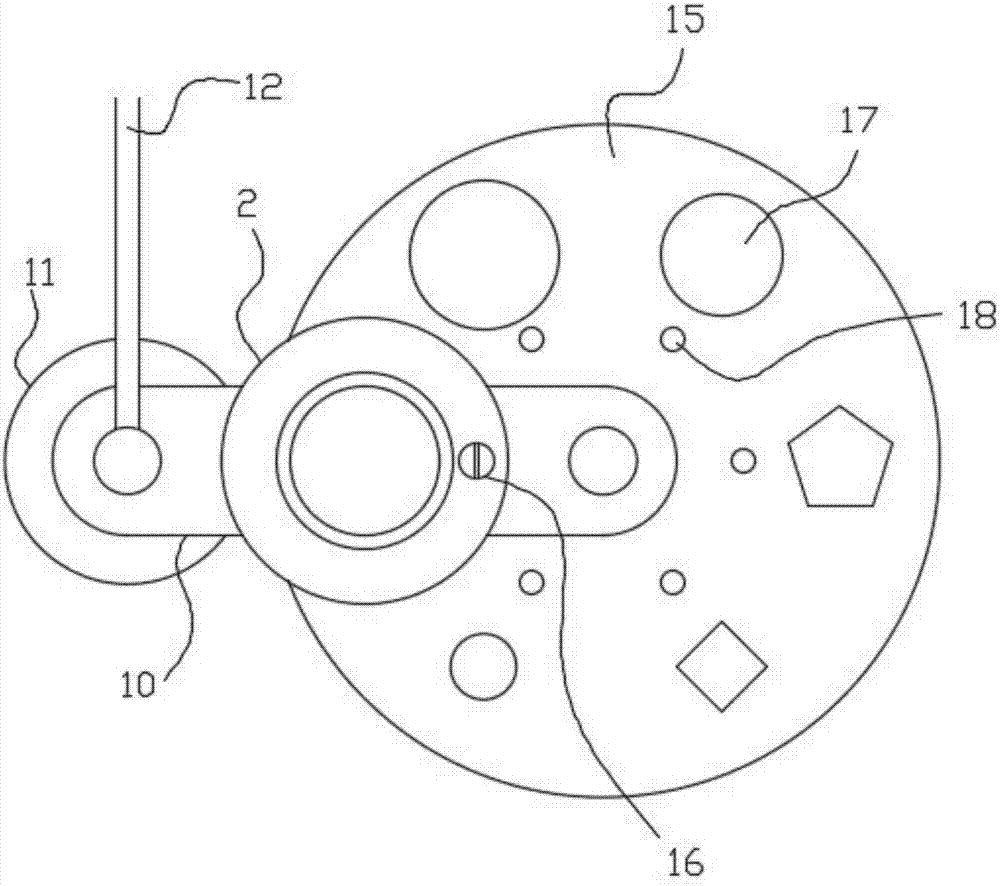 Device for processing core-filled gluten with adjustable thickness, and process for processing gluten