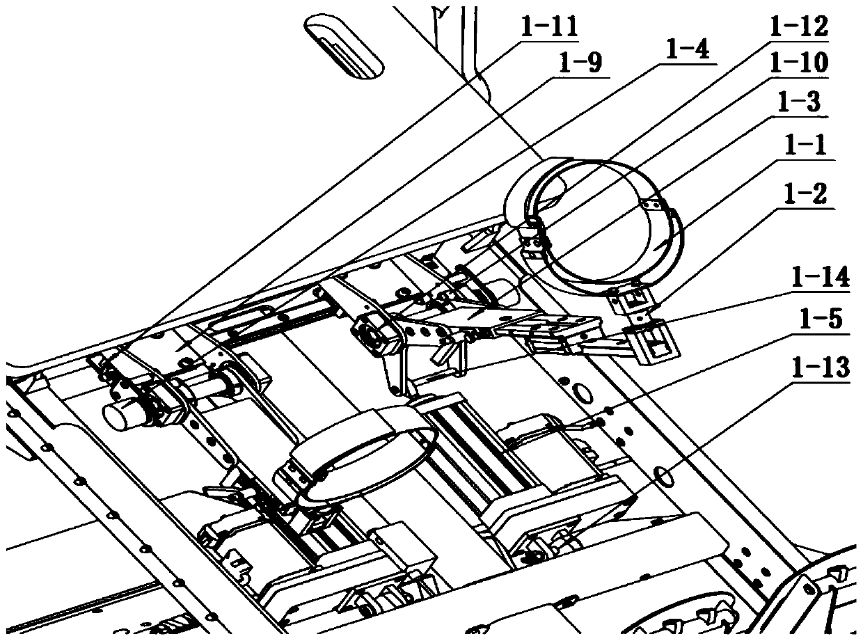 Adjustable hip joint training device capable of accurate feedback