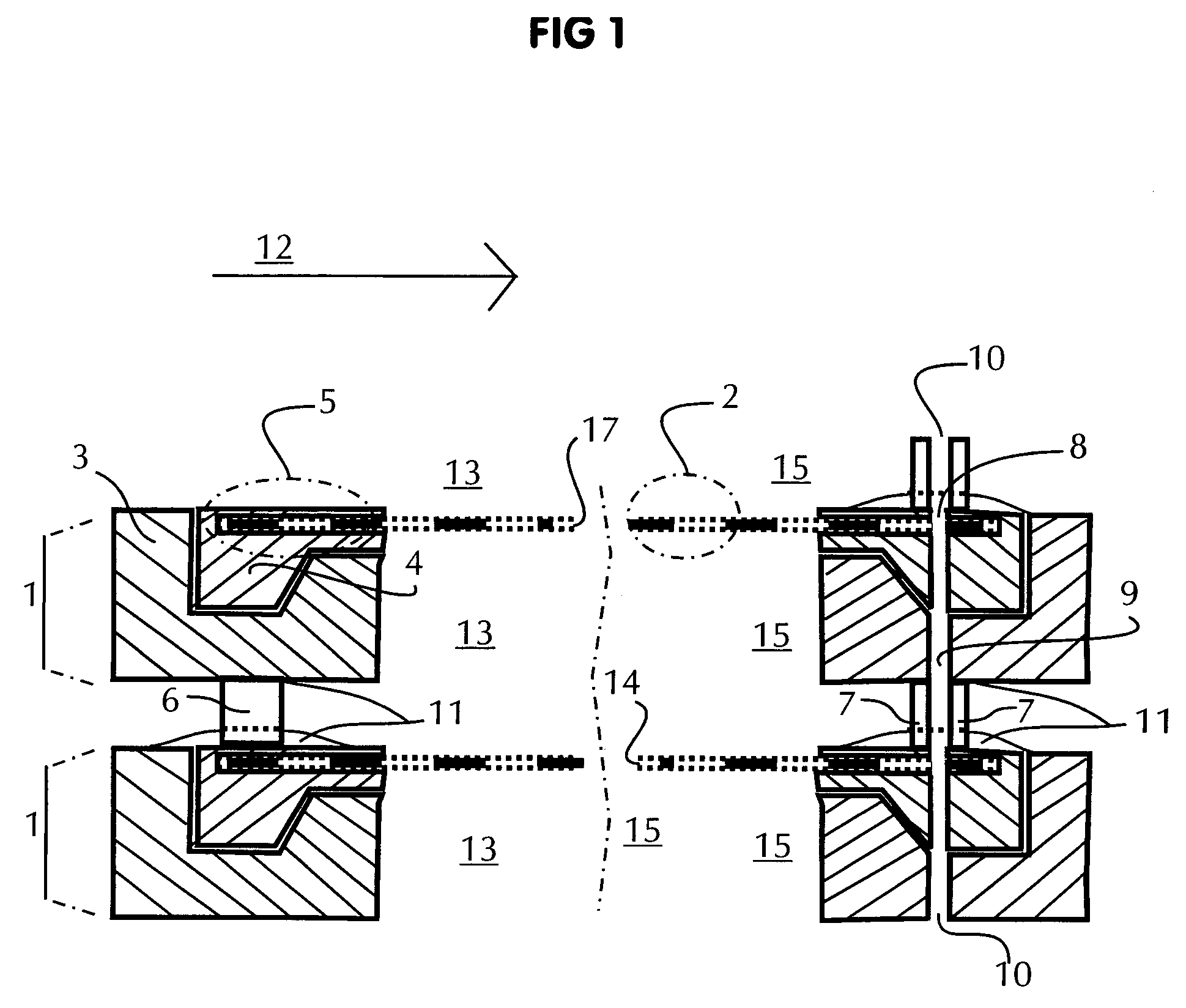 Filtration system with enhanced cleaning and dynamic fluid separation