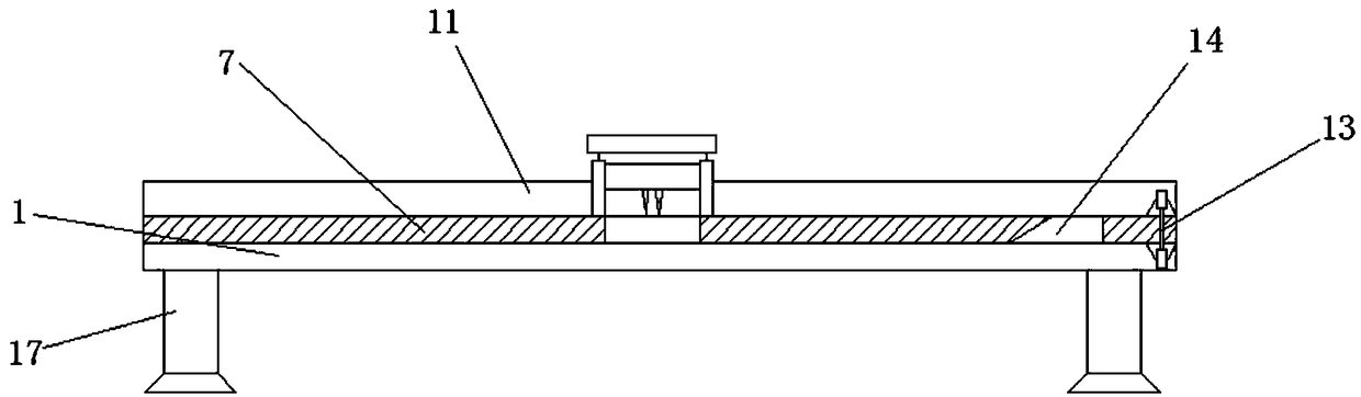 Adjustable edge cutting device for corrugated paperboard