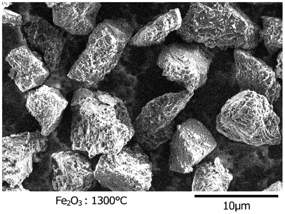 Fragile diamond abrasive particle and manufacturing method thereof