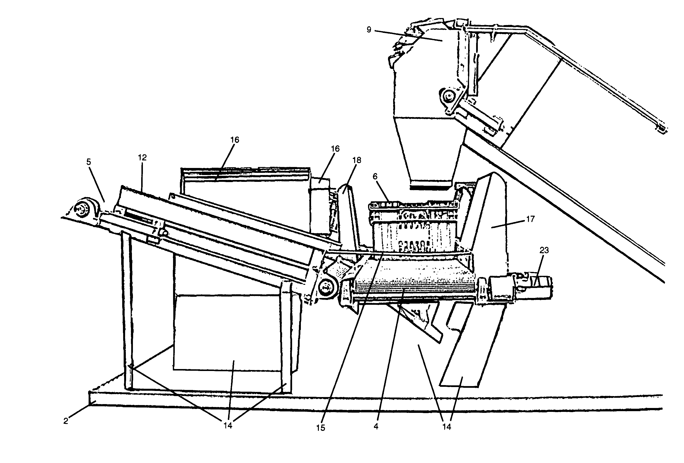 Tote conveying apparatus and method