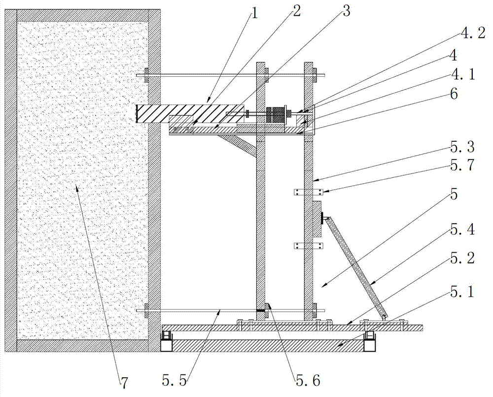 Supporting and reverse propelling device of shield testing machine
