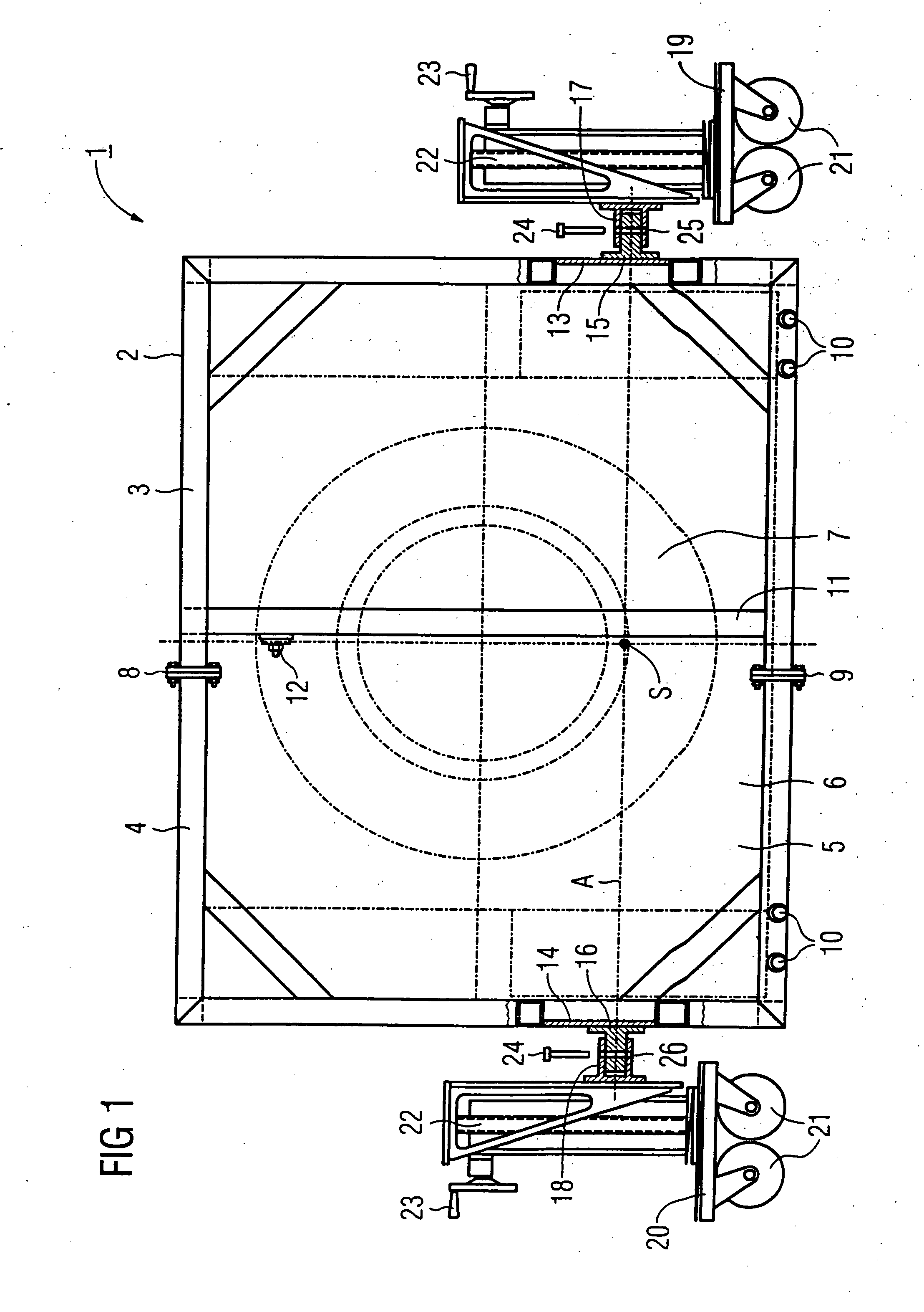 Method and device for moving a tomography apparatus gantry