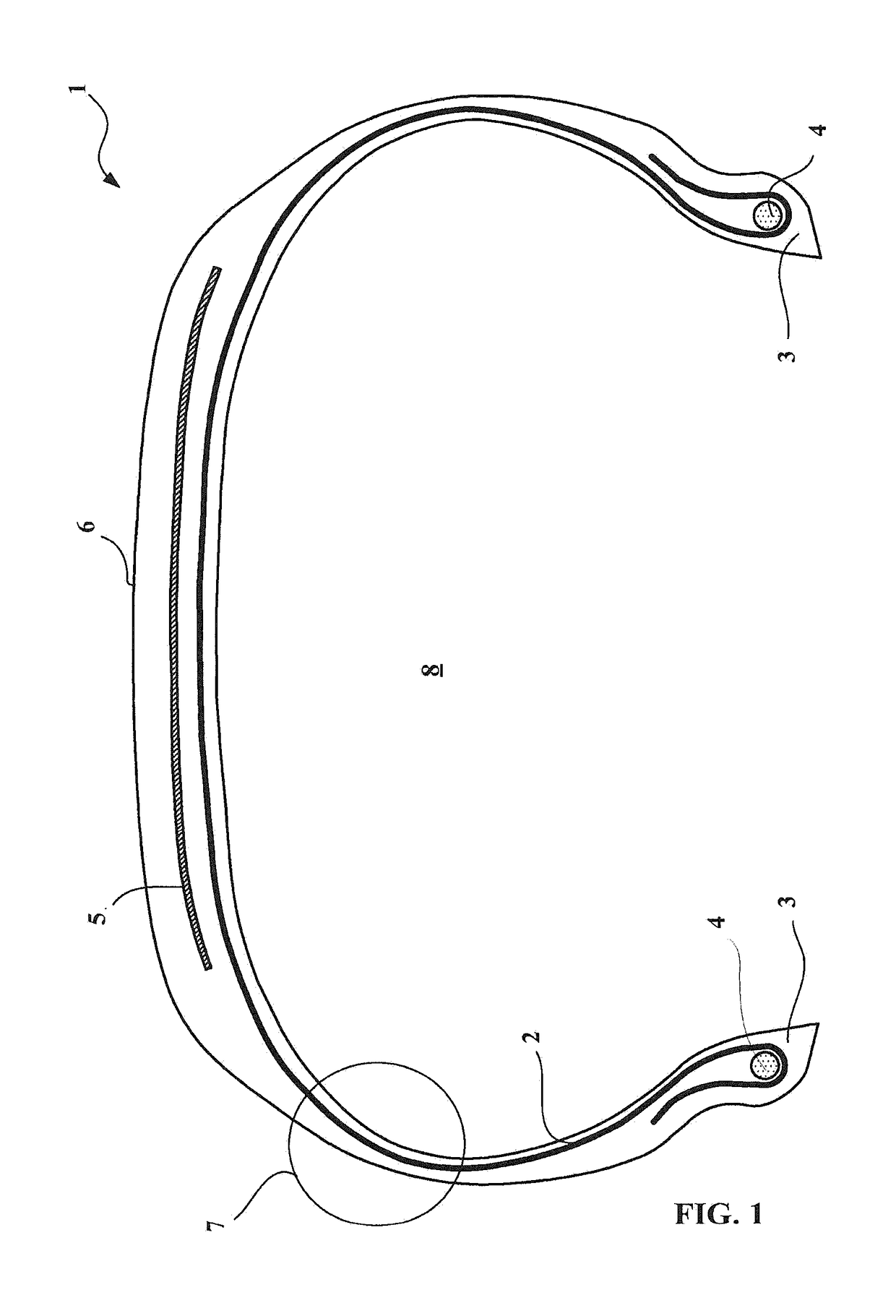 Pneumatic tire comprising low-carbon carcass reinforcing cords and having reduced thicknesses of rubber mixtures