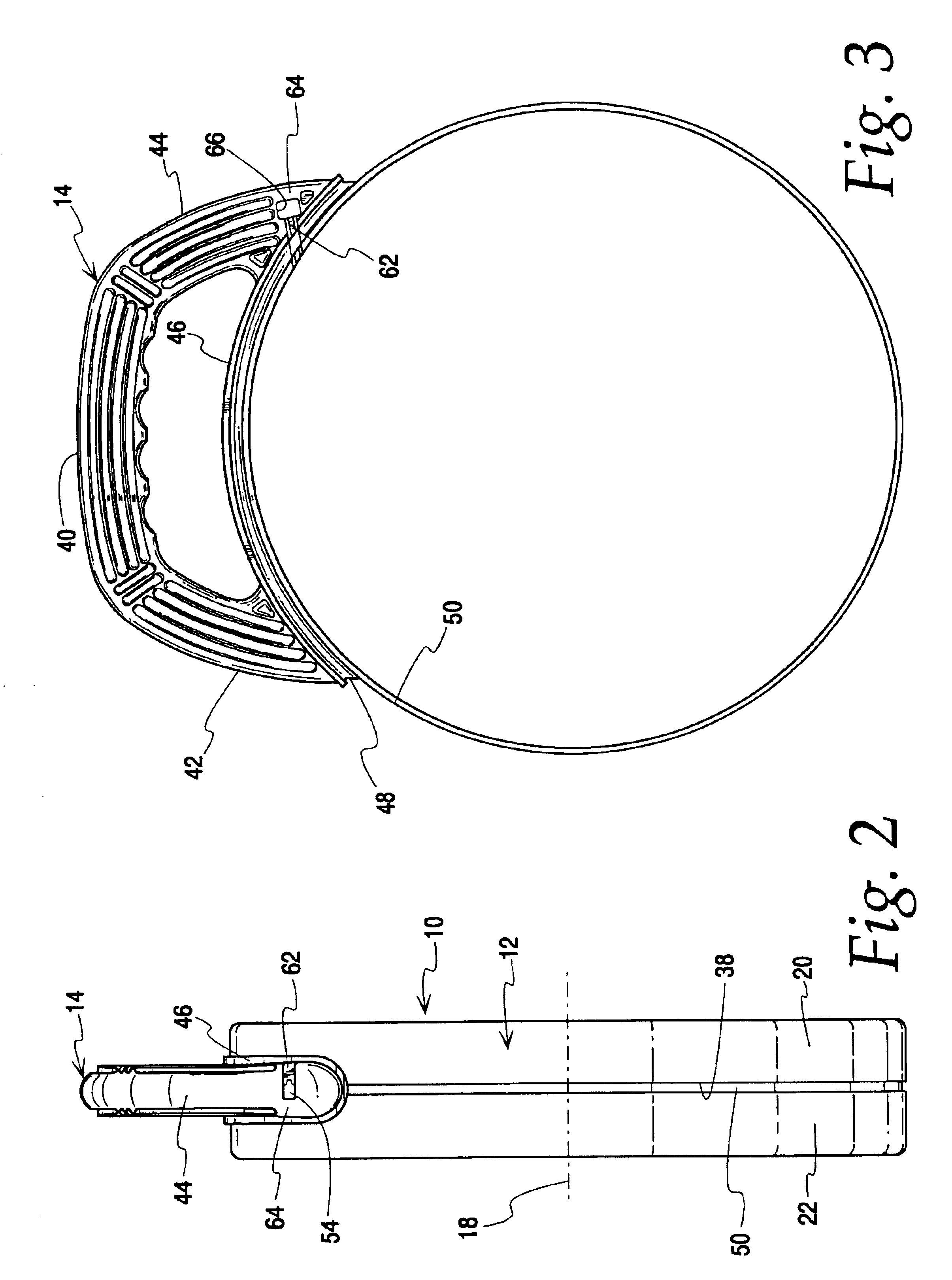 Fish tape handle with retention feature