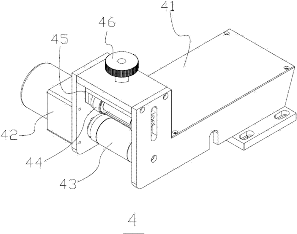 An automatic feeding device for a rotorless vulcanizer