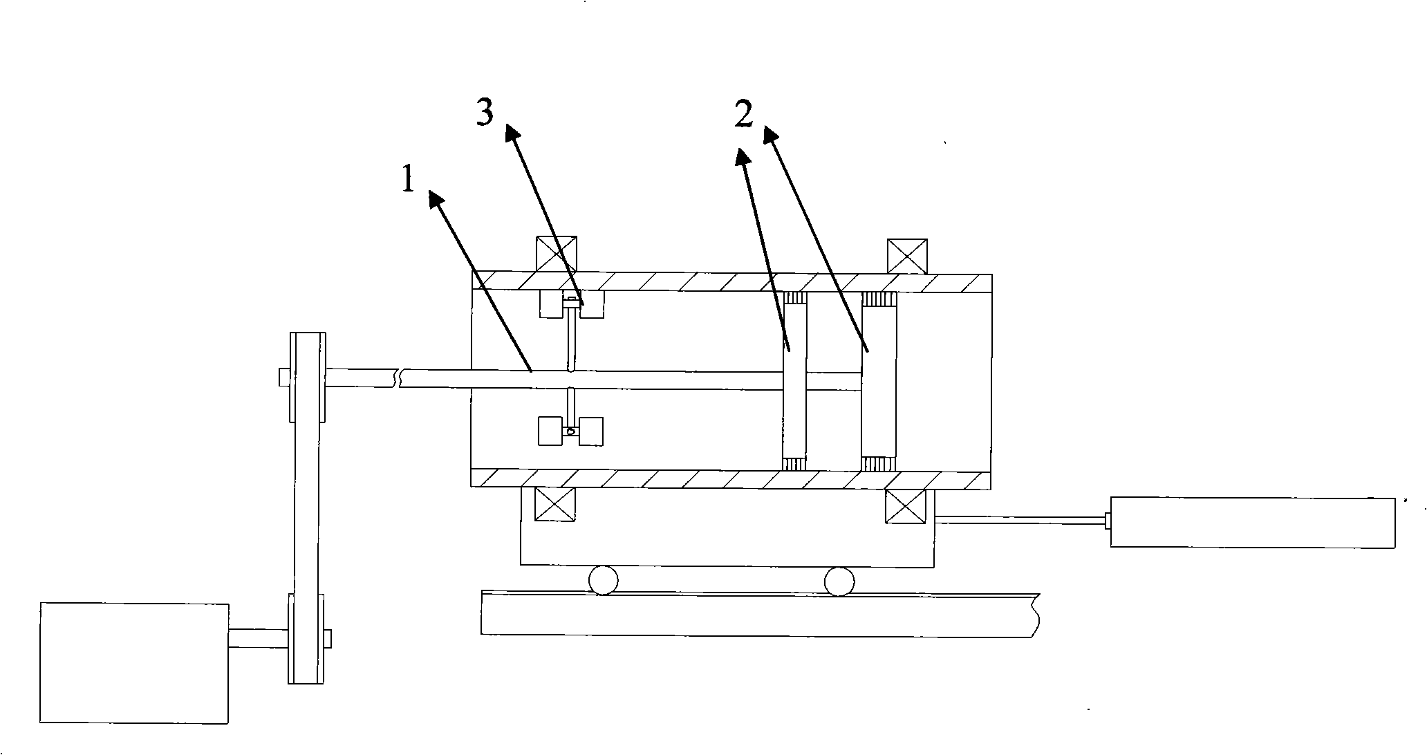 Device for scrubbing metal pipe inner wall
