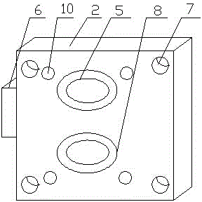 Mold replacing device of injection mold