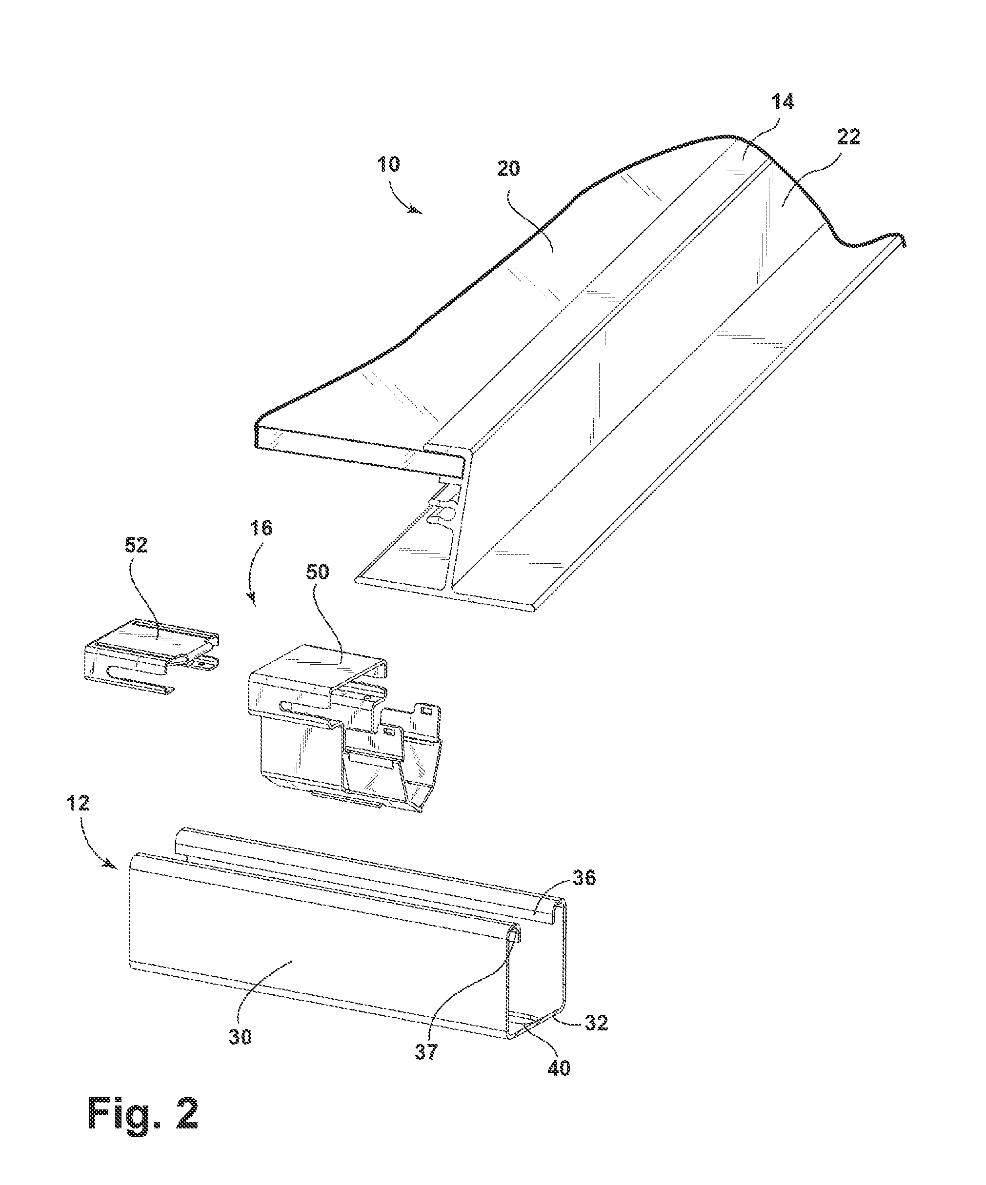 Universal clip apparatus for solar panel assembly