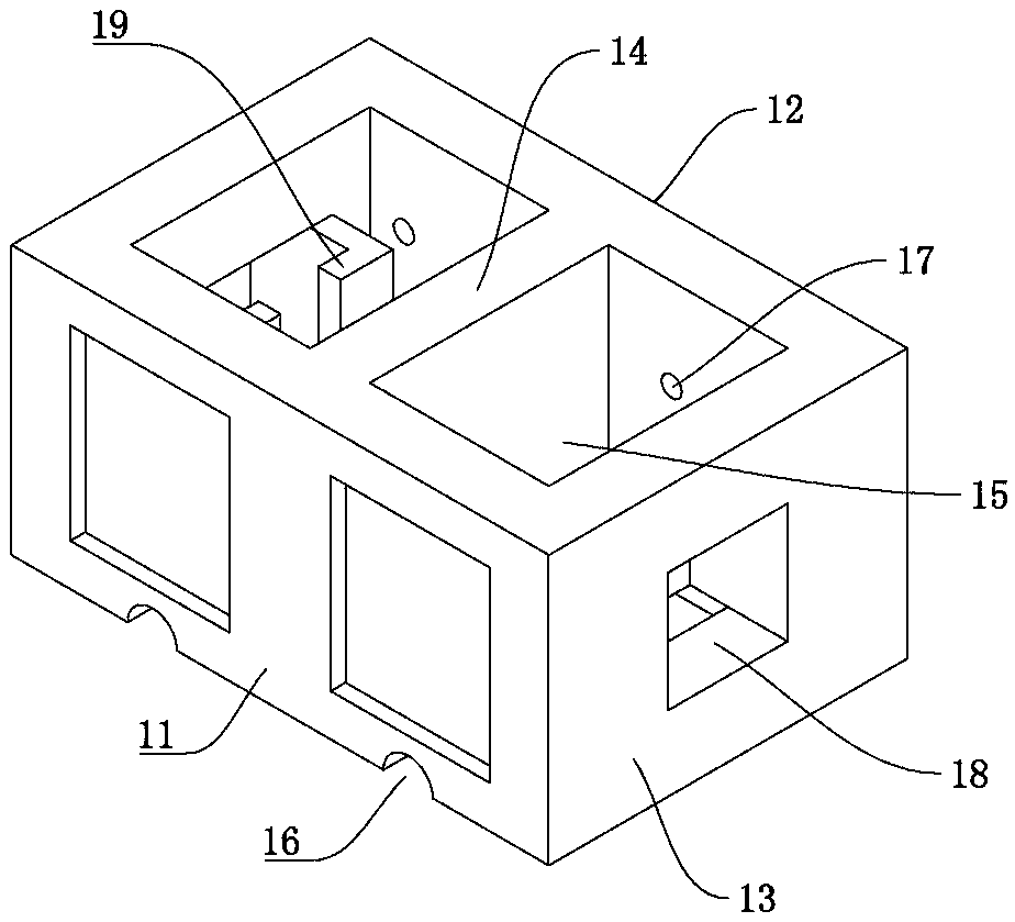 Assembled retaining wall and construction method thereof