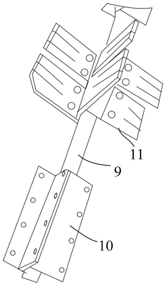 Peeling device of corn harvester